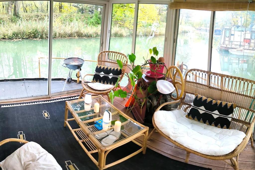 Insolite Peniche Amazonie Canal Du Midi Gardouch Luaran gambar